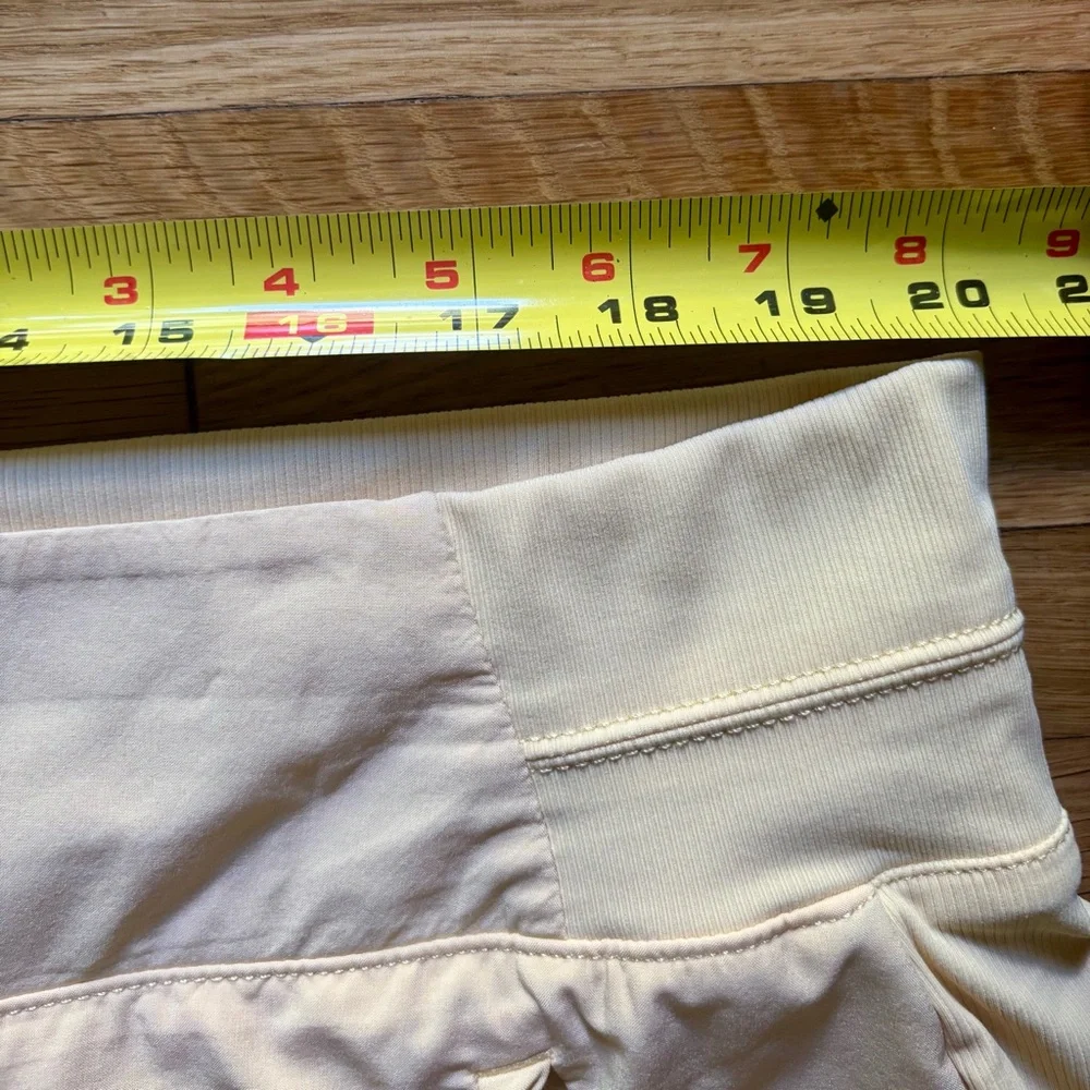 Athleta‎ Brooklyn Butter Yellow Tennis Skort Womens 20 Pickleball Activewear Gym